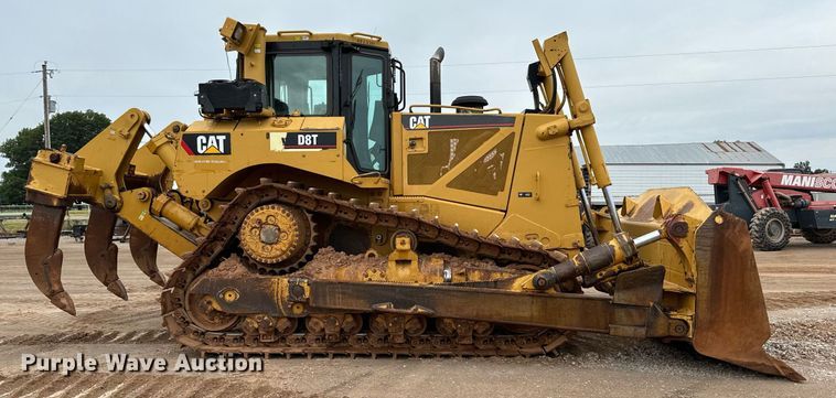 image for item IE9044 2009 Caterpillar  D8T dozer
