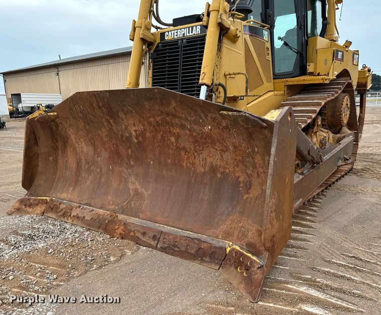 image for item IE9044 2009 Caterpillar  D8T dozer
