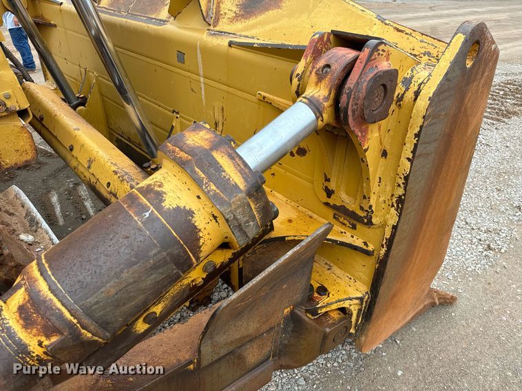 image for item IE9044 2009 Caterpillar  D8T dozer