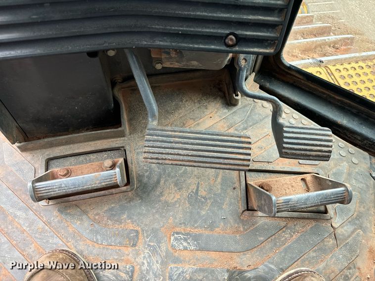 image for item IE9044 2009 Caterpillar  D8T dozer