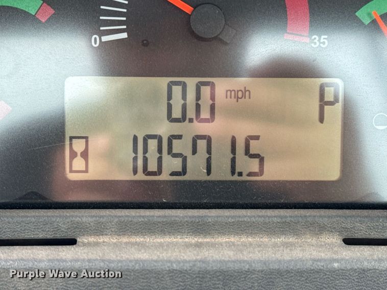 image for item IE9044 2009 Caterpillar  D8T dozer