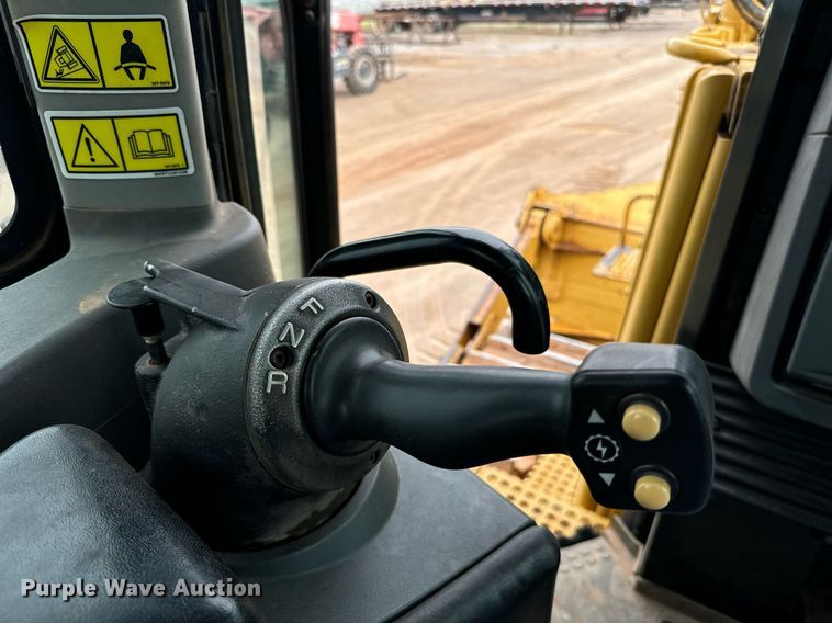 image for item IE9044 2009 Caterpillar  D8T dozer