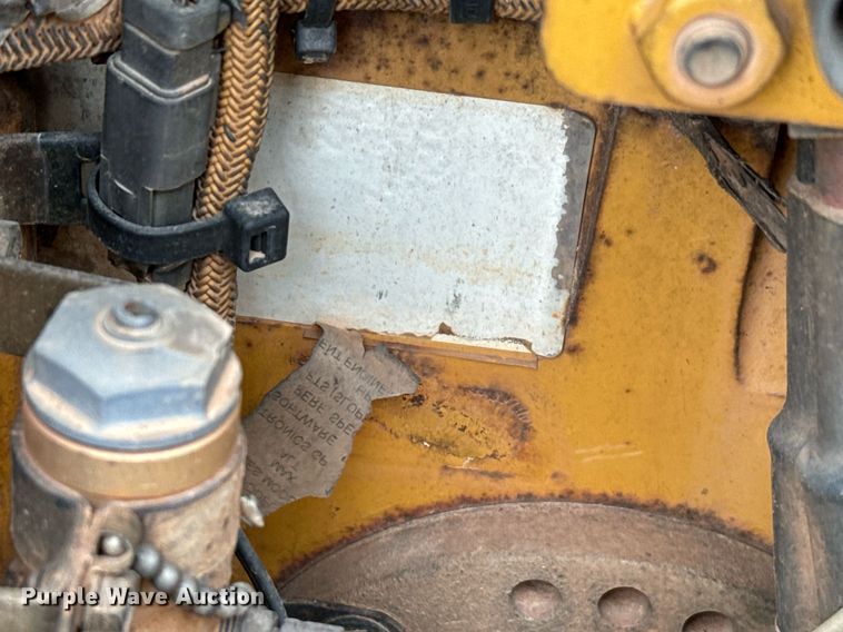 image for item IE9044 2009 Caterpillar  D8T dozer