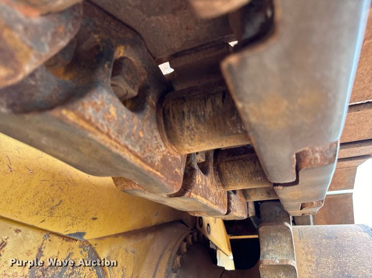 image for item IE9044 2009 Caterpillar  D8T dozer