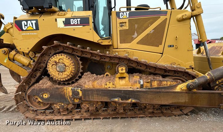image for item IE9044 2009 Caterpillar  D8T dozer