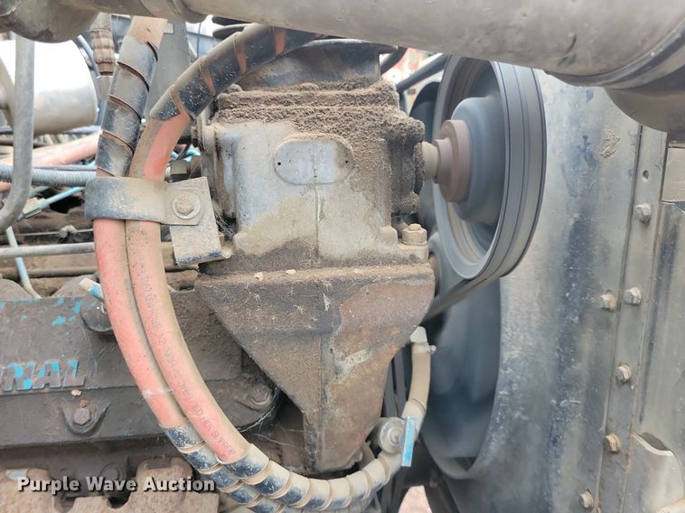 image for item KA9860 1983 International Harvester S Series 1754 utility / service truck