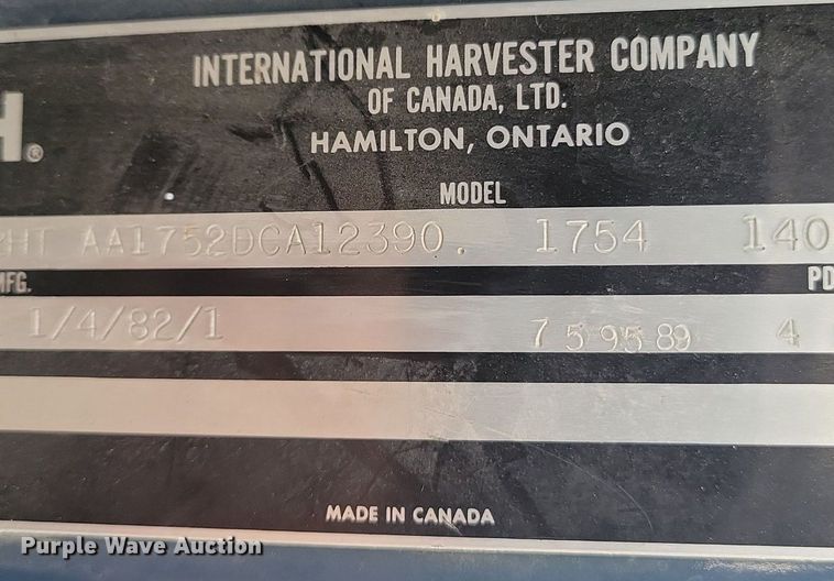 image for item KA9860 1983 International Harvester S Series 1754 utility / service truck