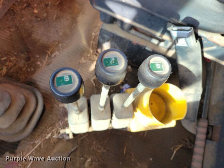 image for item KA9862 1994 Ford L8000 dump truck