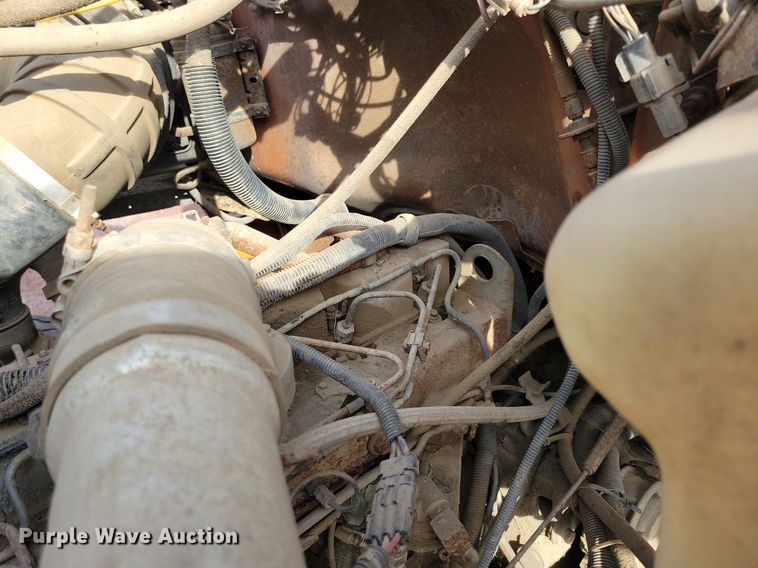 image for item KA9862 1994 Ford L8000 dump truck