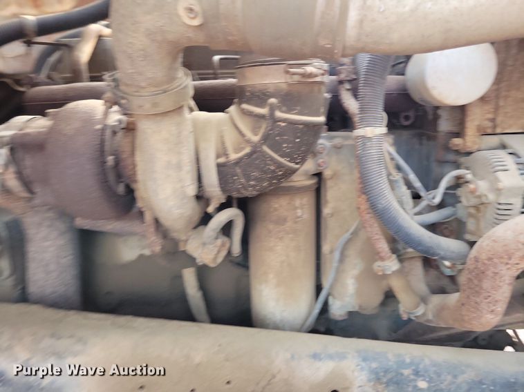 image for item KA9862 1994 Ford L8000 dump truck