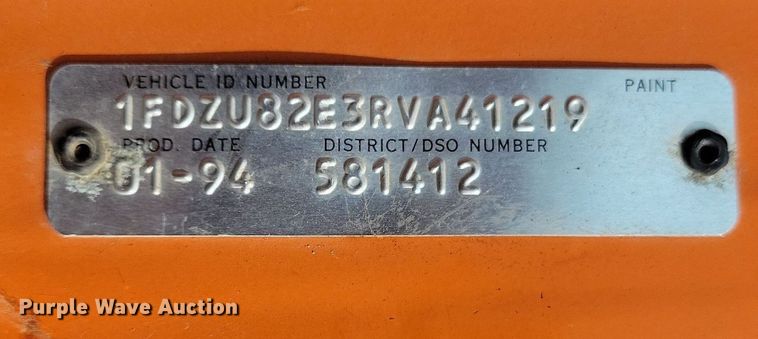 image for item KA9862 1994 Ford L8000 dump truck