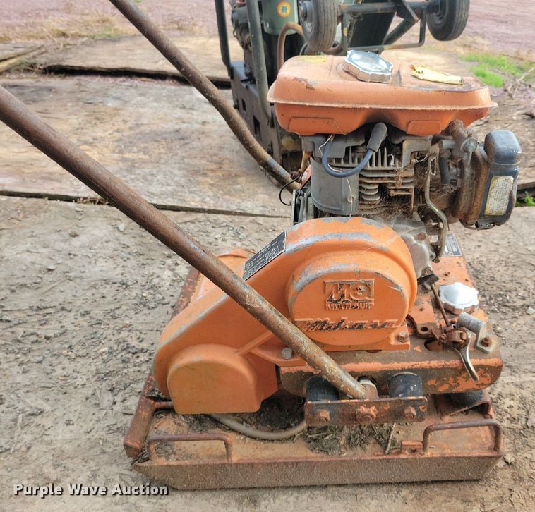 image for item KA9865 (4) plate compactors