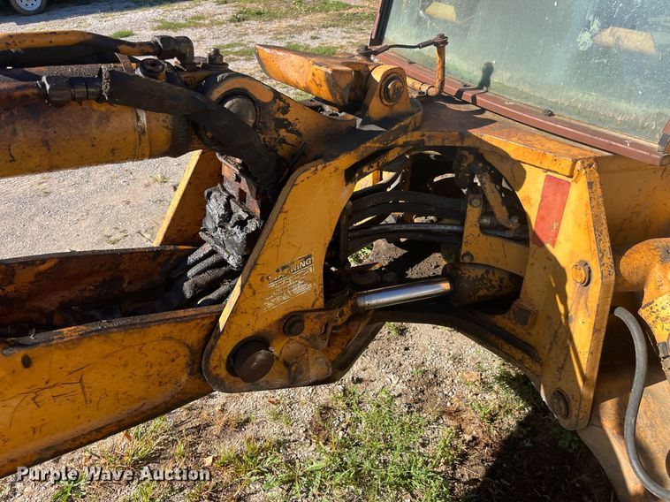 image for item LC9037 1988 Case 580K backhoe