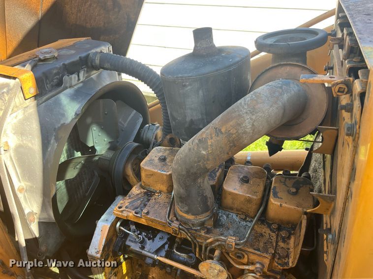 image for item LC9037 1988 Case 580K backhoe