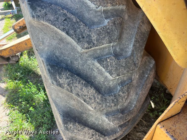 image for item LC9037 1988 Case 580K backhoe