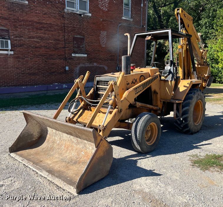 image for item LC9038 Case 580 backhoe