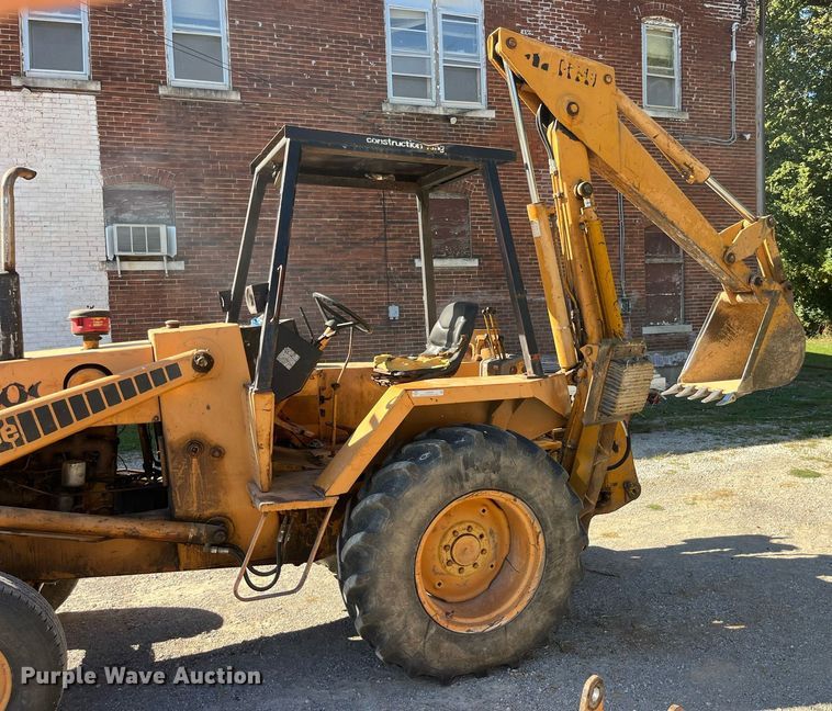 image for item LC9038 Case 580 backhoe