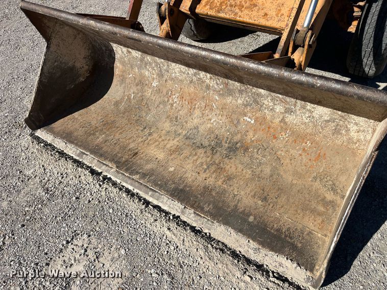 image for item LC9038 Case 580 backhoe
