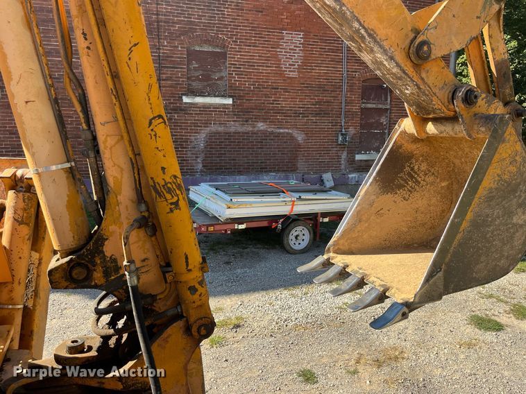 image for item LC9038 Case 580 backhoe