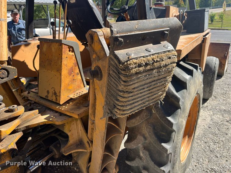 image for item LC9038 Case 580 backhoe