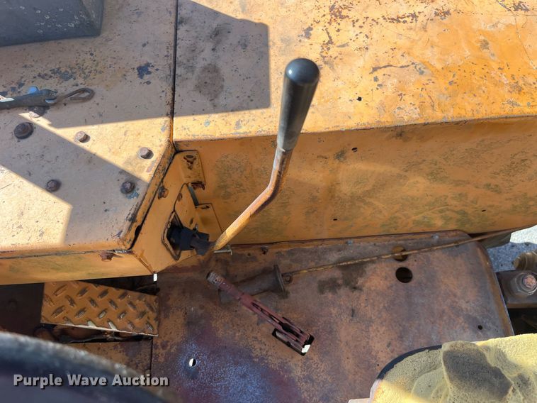 image for item LC9038 Case 580 backhoe
