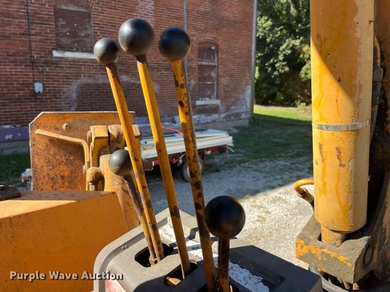 image for item LC9038 Case 580 backhoe