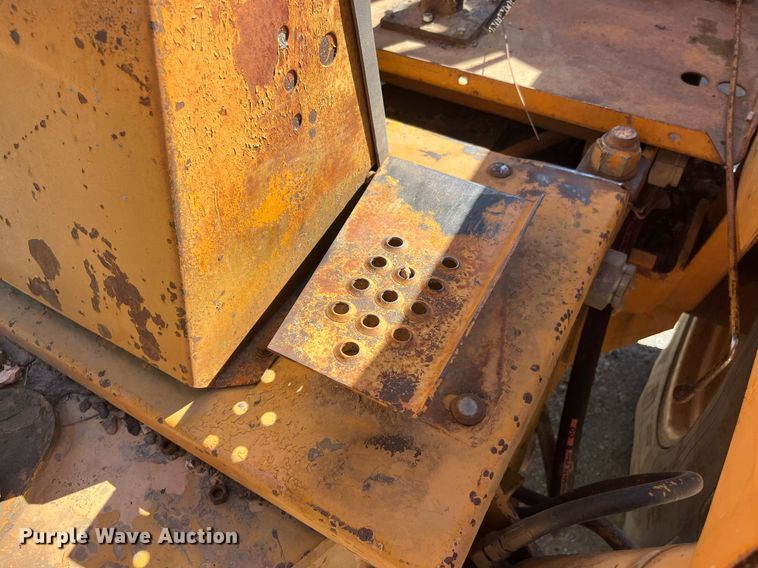 image for item LC9038 Case 580 backhoe