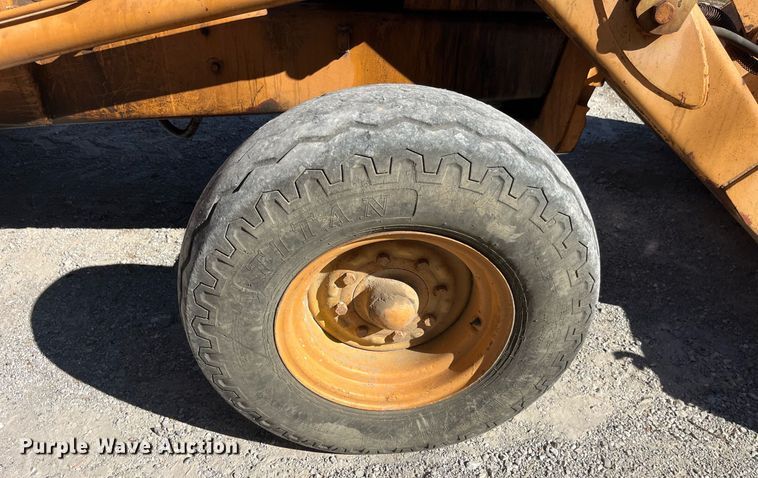 image for item LC9038 Case 580 backhoe