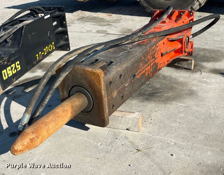 image for item LC9039 2008 Inan Makina MTB-210-814 breaker