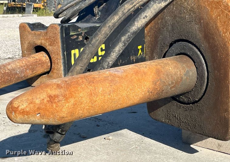 image for item LC9039 2008 Inan Makina MTB-210-814 breaker