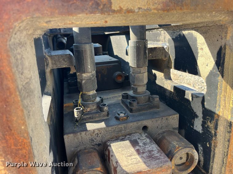 image for item LC9040 Maverick  5250 breaker