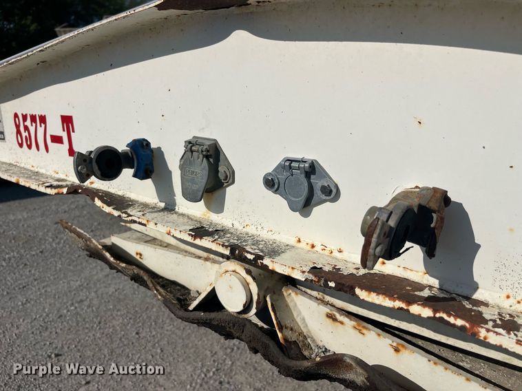 image for item LC9043 2014 DeLucio bottom dump trailer