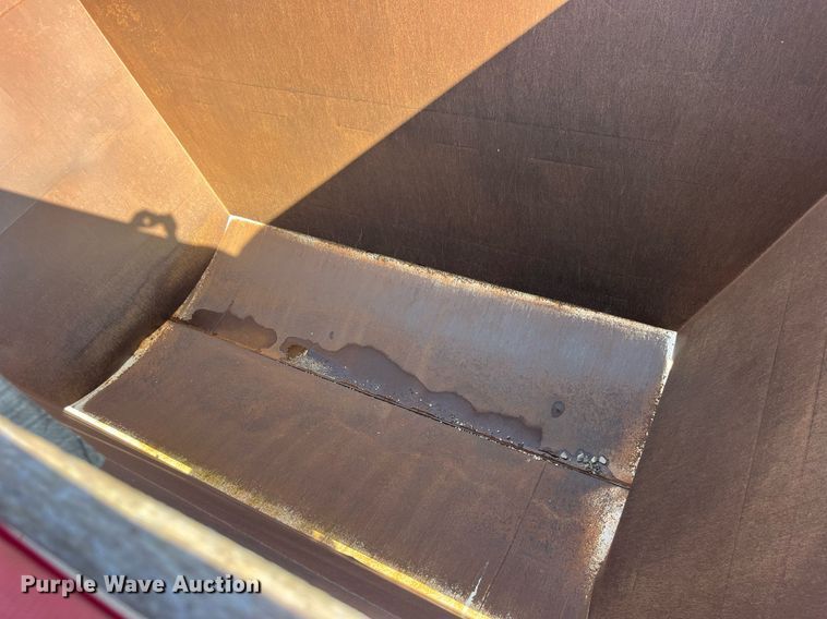 image for item LC9043 2014 DeLucio bottom dump trailer