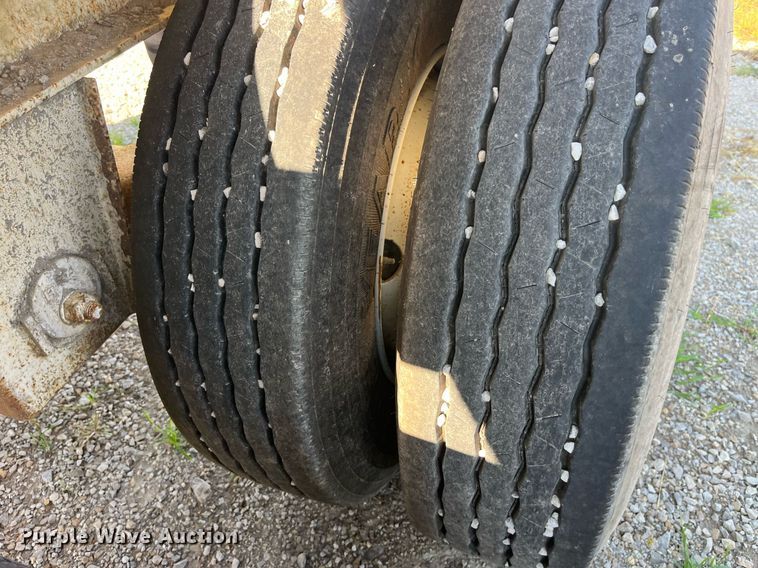 image for item LC9043 2014 DeLucio bottom dump trailer