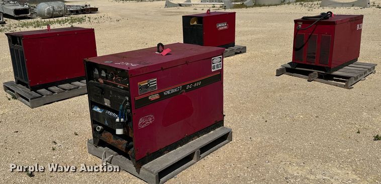 image for item LF9991 (4) Lincoln Electric DC600 welders