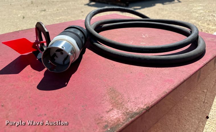 image for item LF9991 (4) Lincoln Electric DC600 welders