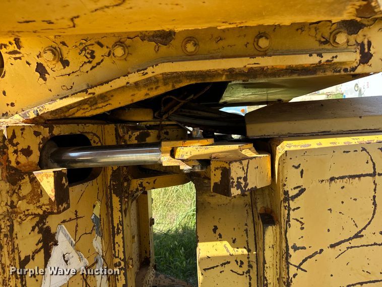 image for item LF9992 Bomag BC601RB landfill compactor