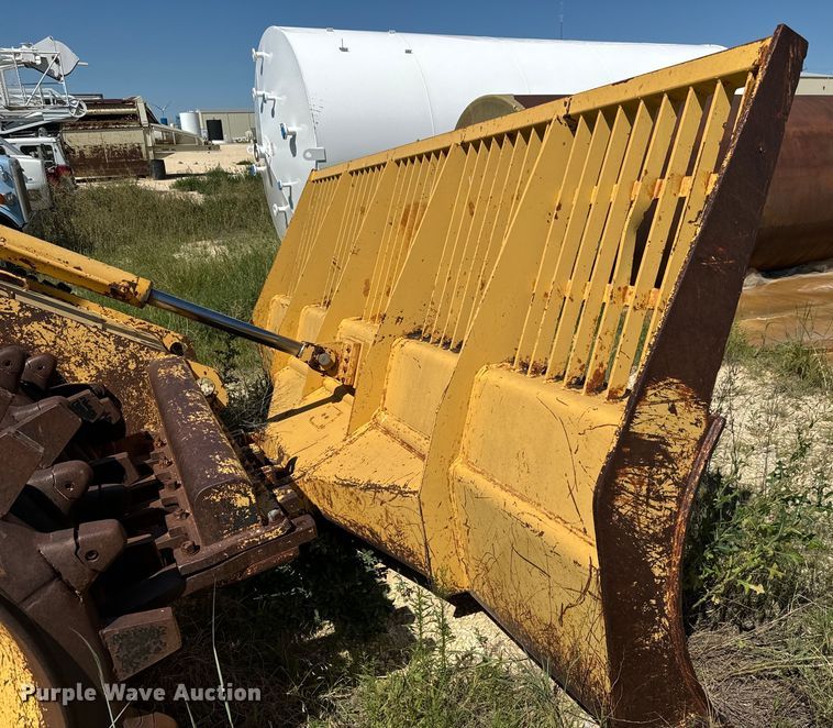 image for item LF9992 Bomag BC601RB landfill compactor