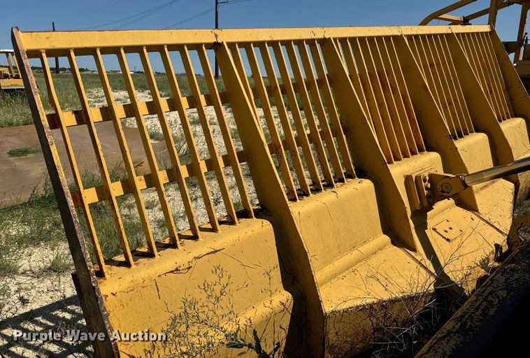 image for item LF9992 Bomag BC601RB landfill compactor