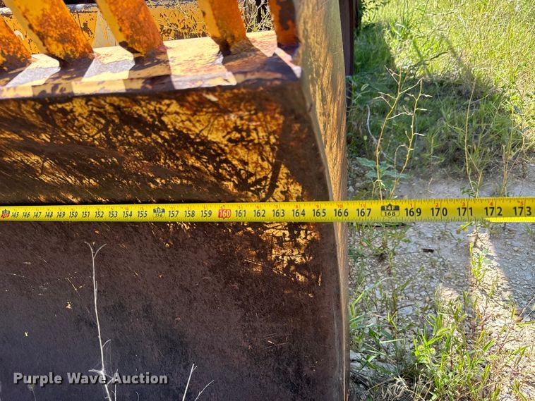 image for item LF9992 Bomag BC601RB landfill compactor