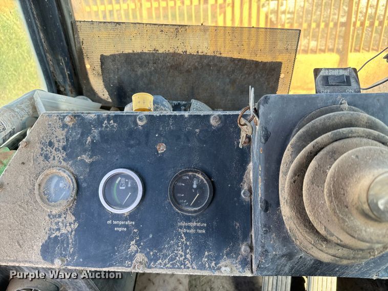 image for item LF9992 Bomag BC601RB landfill compactor