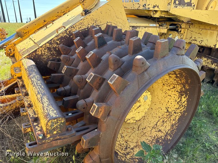 image for item LF9992 Bomag BC601RB landfill compactor