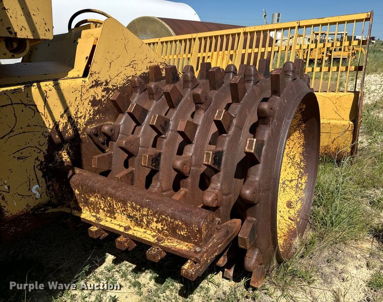 image for item LF9992 Bomag BC601RB landfill compactor