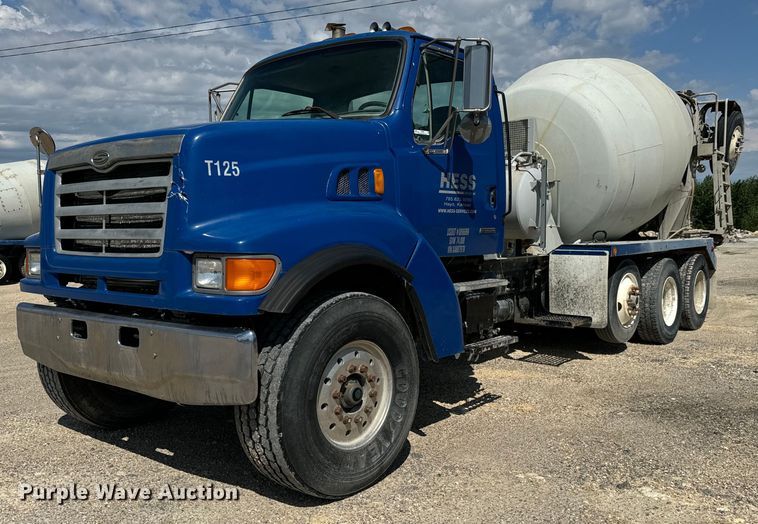 image for item LF9999 1999 Sterling L-Line ready mix truck