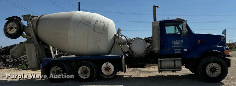 image for item LF9999 1999 Sterling L-Line ready mix truck