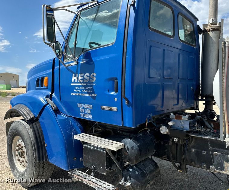 image for item LF9999 1999 Sterling L-Line ready mix truck