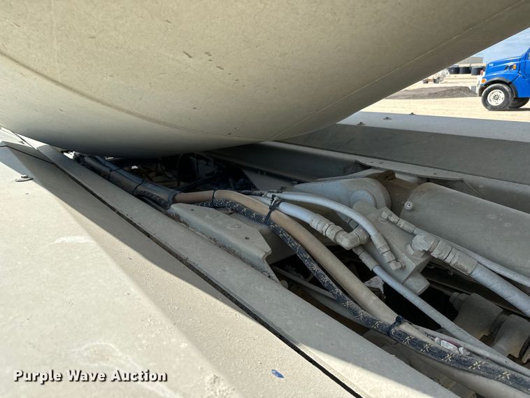 image for item LF9999 1999 Sterling L-Line ready mix truck