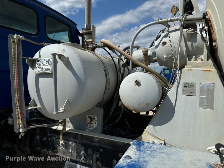 image for item LF9999 1999 Sterling L-Line ready mix truck