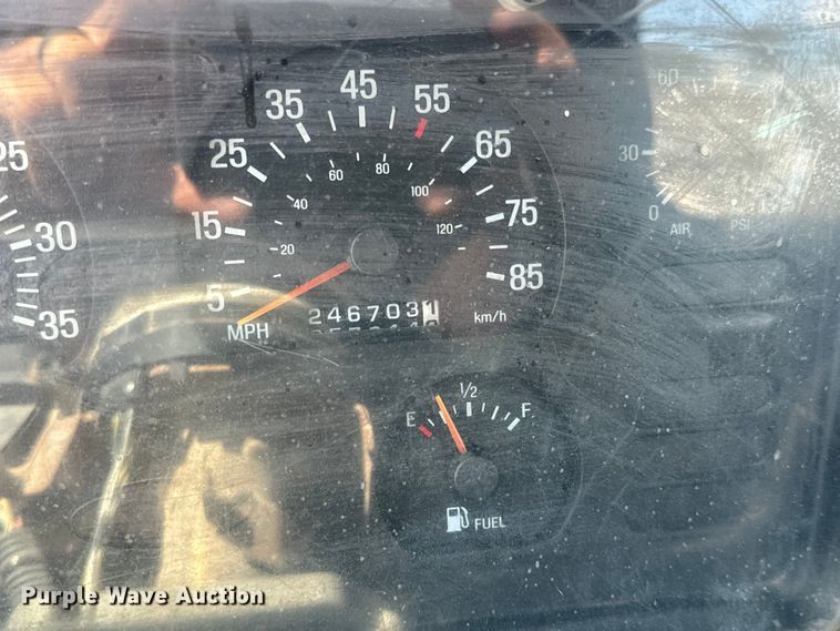 image for item LF9999 1999 Sterling L-Line ready mix truck