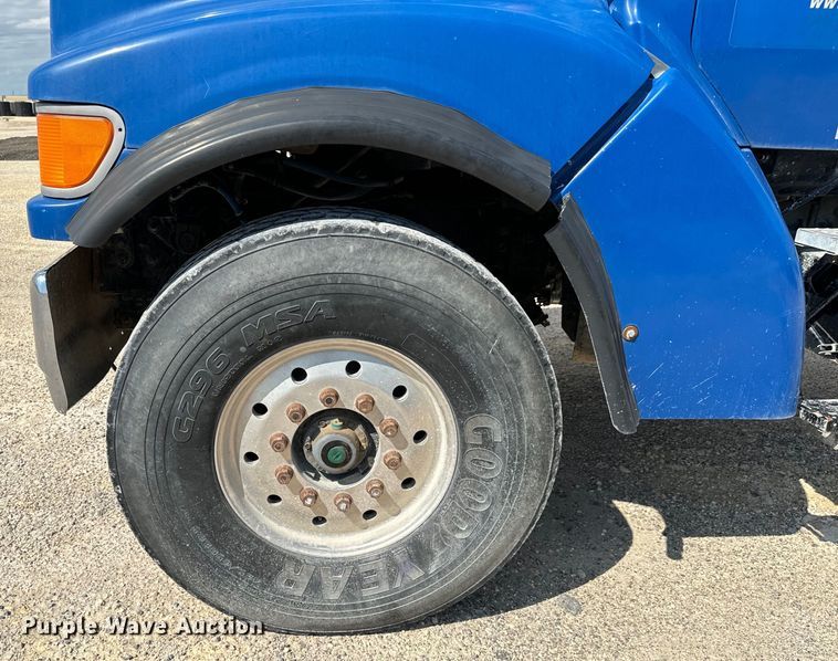 image for item LF9999 1999 Sterling L-Line ready mix truck